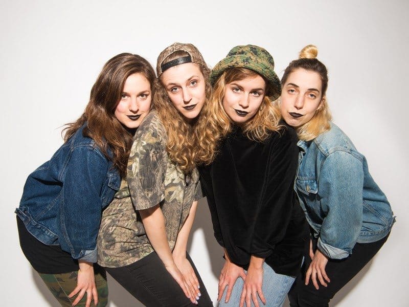 Canciones traducidas de chastity belt