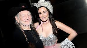 Canciones traducidas de kacey musgraves feat. trigger and willie nelson